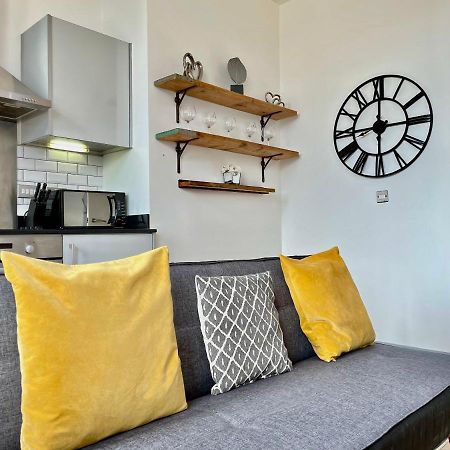 Victorian Factory Apartment With 2 Bedrooms Бристоль Екстер'єр фото